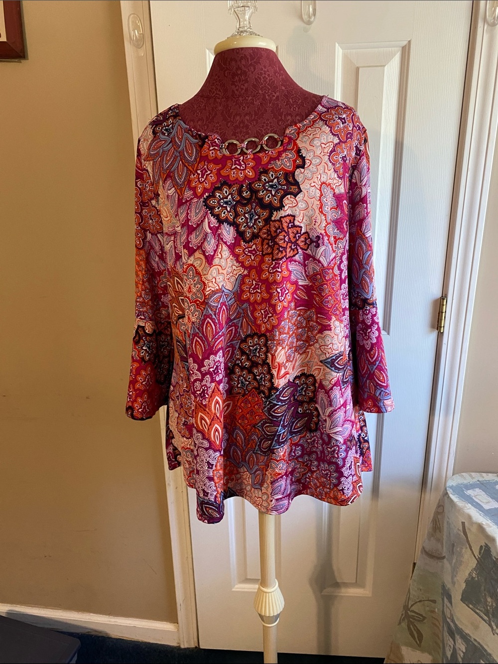 New Directions Curvy Pink Multi Floral Bell-Sleeve Tunic Size 1X